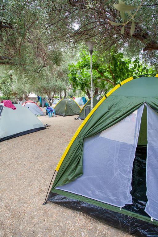 מלון פארוס Camping Koula מראה חיצוני תמונה