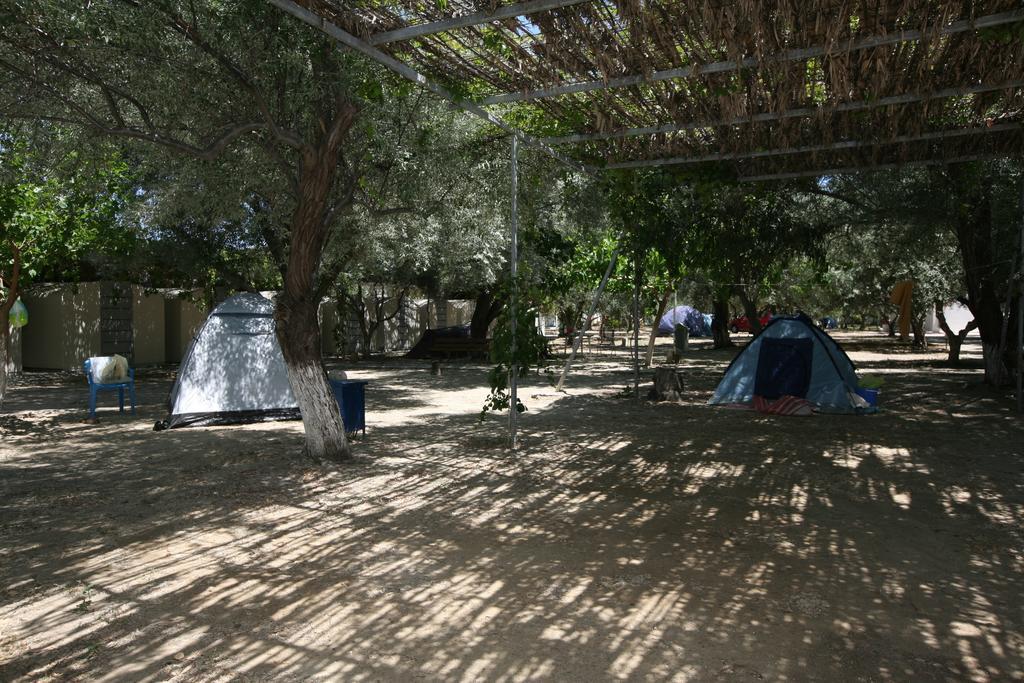 מלון פארוס Camping Koula מראה חיצוני תמונה